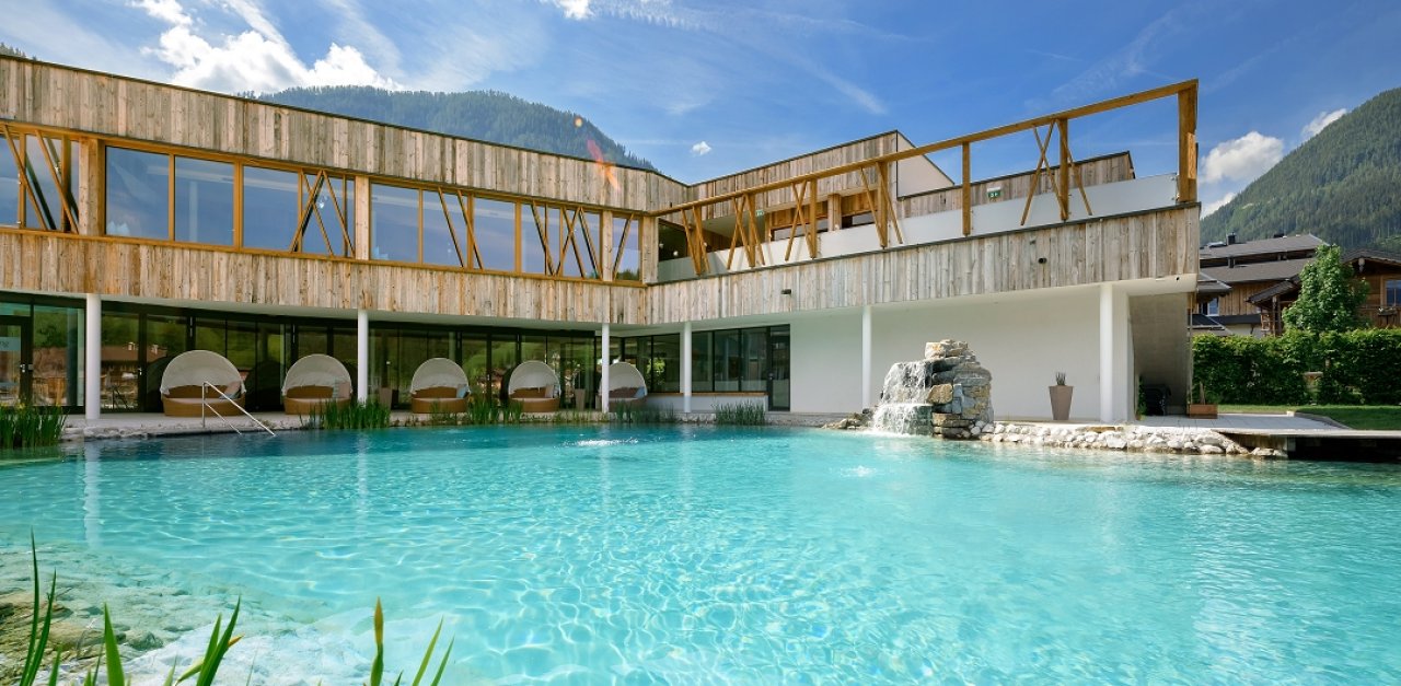 Hotel mit Schwimmbad und Hallenbad Ferienanlage Central Flachau